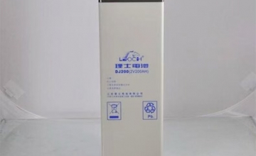 用硅橡胶和聚苯乙烯判断蓄电池放电程度